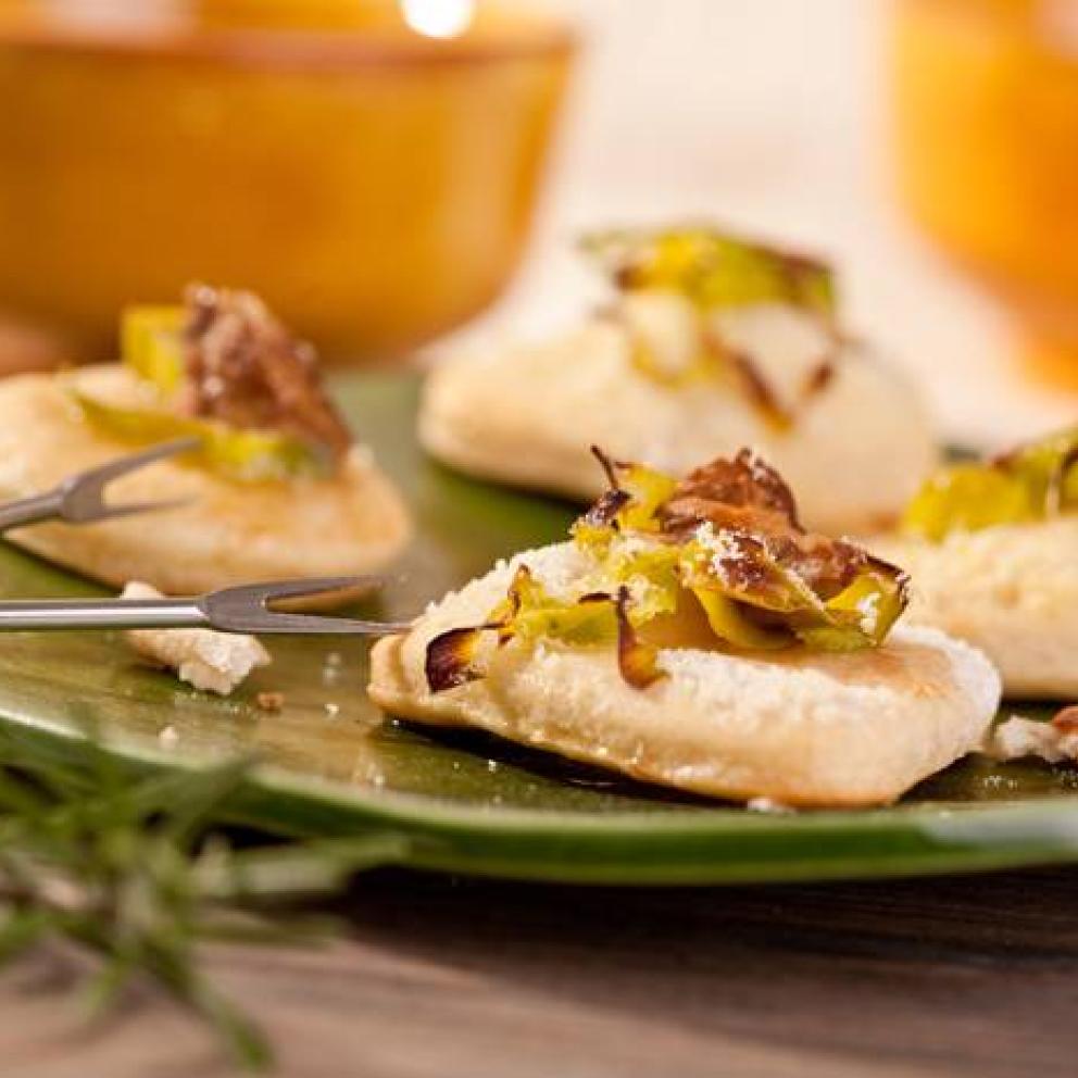 Focaccine ai porri e funghi