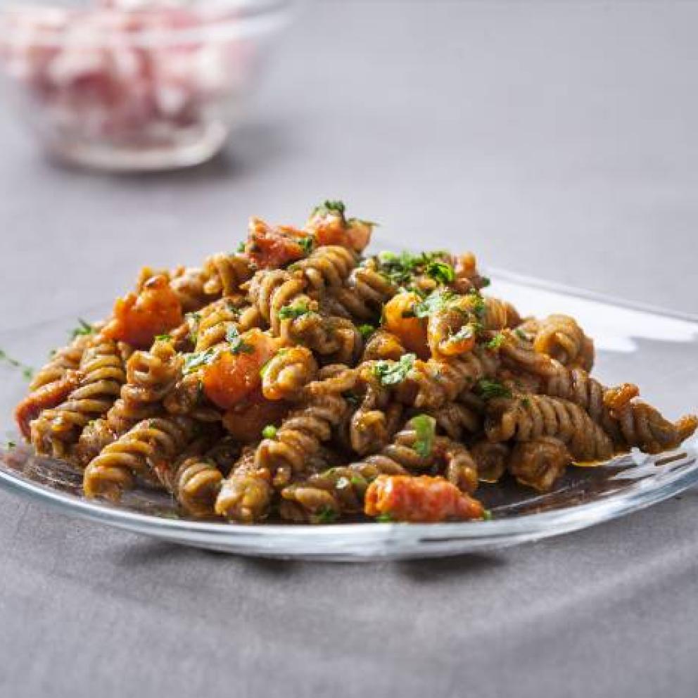 Pasta all’amatriciana con pancetta affumicata