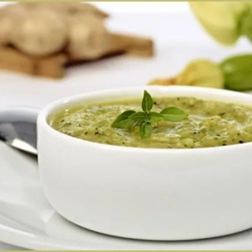 Vellutata di zucchine e zenzero