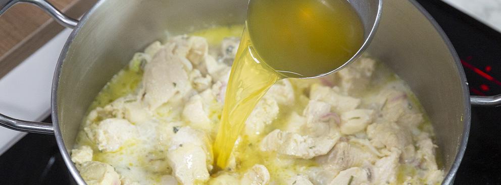 Spezzatino di pollo allo yogurt