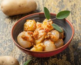 Patate e cipolline in umido